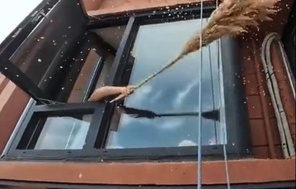 漏水业主自修却遭质疑真相曝光！j9九游会真人第一品牌高层空调(图7)