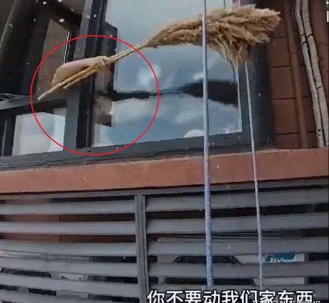 漏水业主自修却遭质疑真相曝光！j9九游会真人第一品牌高层空调(图5)
